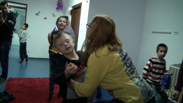 YOU RAISE ME UP Donatie STRYKER  pentru FUNDATIA NANE
