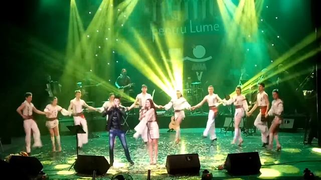 Lume & Simrat "Moldovenii care pling" N_30
