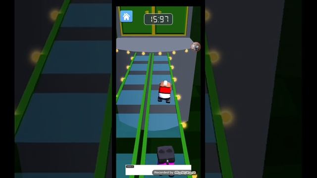 Играю в Inpostor survave в игре кальмара.