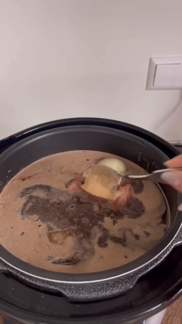 Easy pho beef 12 mins in pressure cooker. #easyrecipe#phobeef#ก๋วยเตี๋ยวเนื้อ##pho#noodles#shorts