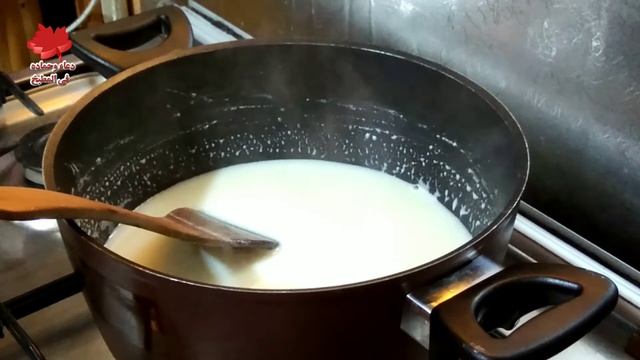 طريقة عمل الحليب المكثف بالحليب والسكر فقط