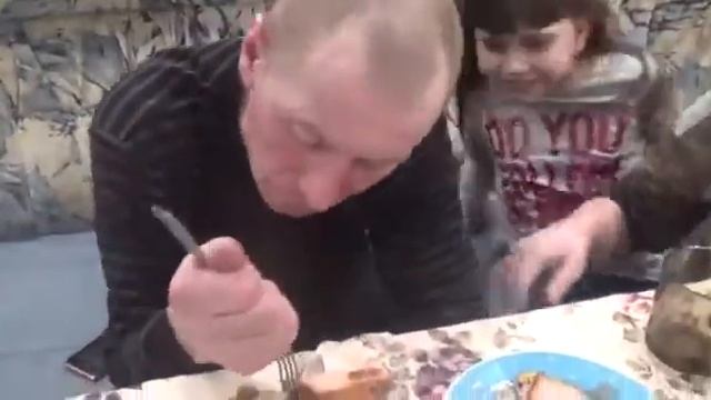 Поднял настроение.