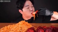 СОЖРАЛ САМУЮ ОСТРУЮ ЛАПШУ С ОСТРОЙ КУРИЦЕЙ