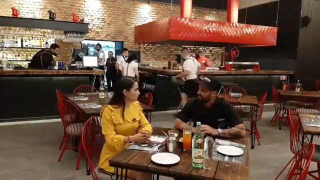 Disfruta de los mejores cortes estilo Argentino en Carbón Parrilla De Barrio
