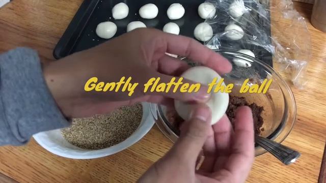 Butchi / Sesame seed balls (Sesame Sweet rice balls filled with sweet red beans)