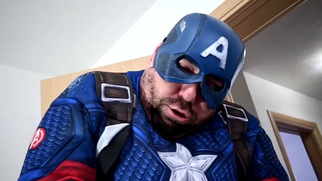 Беременные супергерои - Pregnant Superheroes