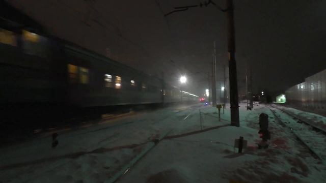 Тепловоз ТЭП70-0355 с пассажирским поездом №602 "Москва - Рыбинск"