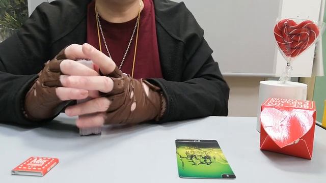 ❤️Что ей/ему нравится во мне? +распаковка Гримуара Ведьмы. тайм коды в описании.