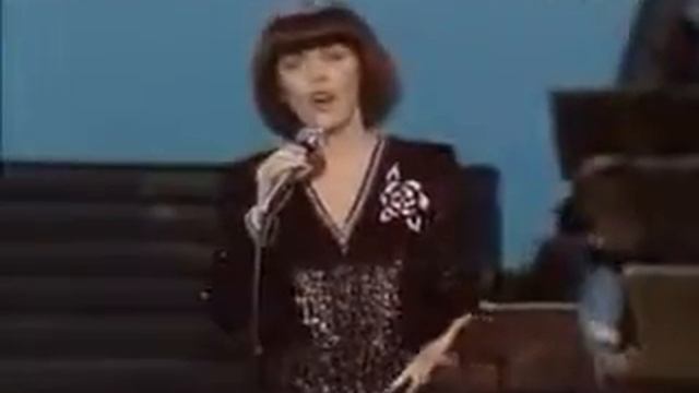 Mireille Mathieu Une Femme amoureuse
