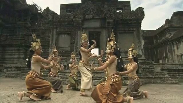 Tari Kamboja (The Moon Love Dance)/( Cambodian Traditional Instrument)