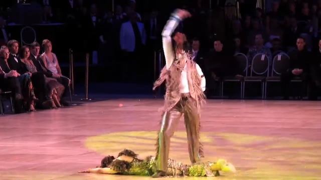 2011 Ohio Star Ball - Slawek Sochacki & Marzena Stachura Showdance