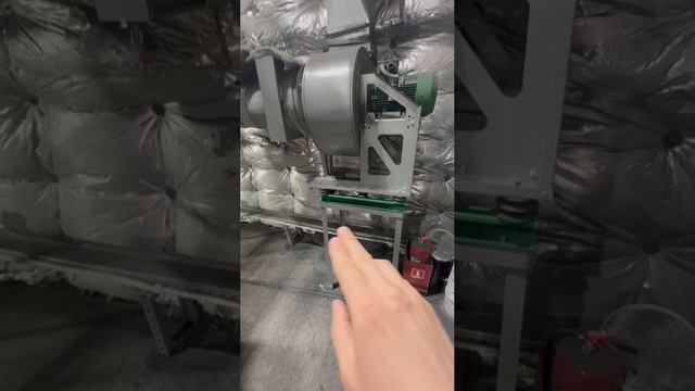 Шиномонтаж на угольном разрезе. #вентиляция #авангард #шиномонтаж #архипов