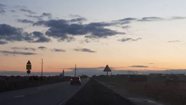 Без названия. Потому что жесть..