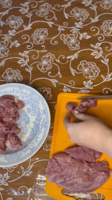 Сегодня в рубрике «Про еду» идея вкусного сытного блюда из индейки 🍗  Пробуем😋