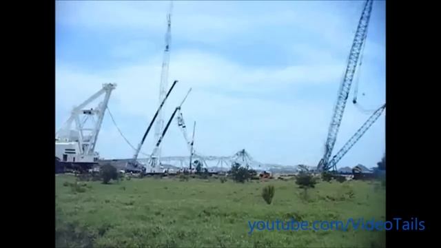 падение автокранов,крушение