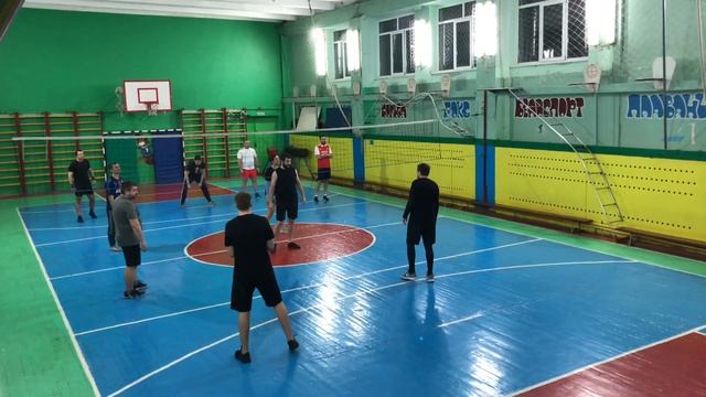 Матч по волейболу Нвочеркасск Школа #7 новый состав