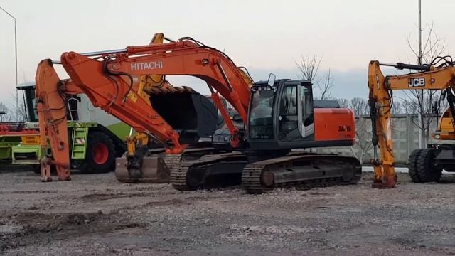Экскаватор Гусеничный Hitachi ZX250