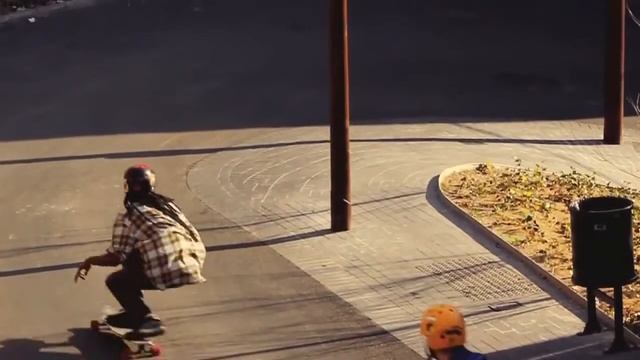 The Apex 40 Longboard en Barcelona
