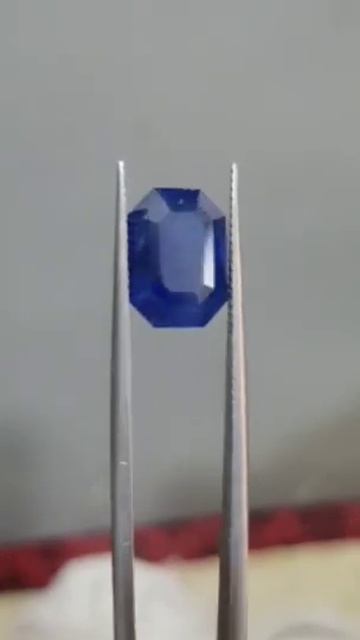 blue sapphire in emerald cut #sapphire #emerald #handmade #gems #gemstones #short #ytshorts