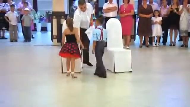 Супер танец детей  чувственно!