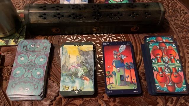 Unfair Comparisons: Tarot of the Dream Enchantress vs Tarot of the Sweet Twilight