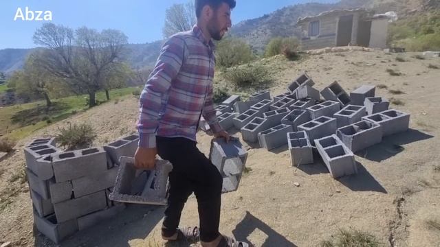 Nomadic Life: Dariush and Zahra's Journey to Evacuate Their Nomadic Home 🏠🌪️