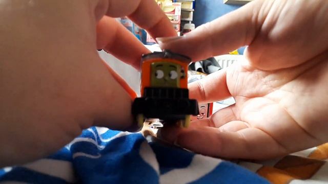 unboxing thomas and friends all engines go colour change neon burno