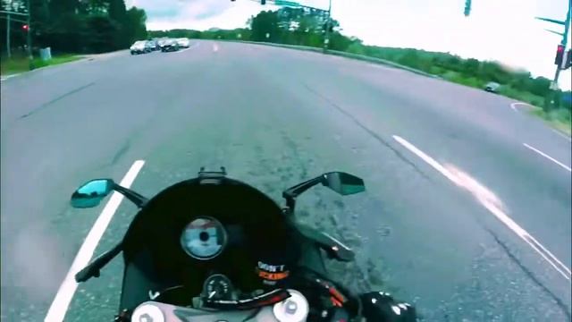 2007 Ninja ZX-6R Yoshimira slip-on sound (POV)