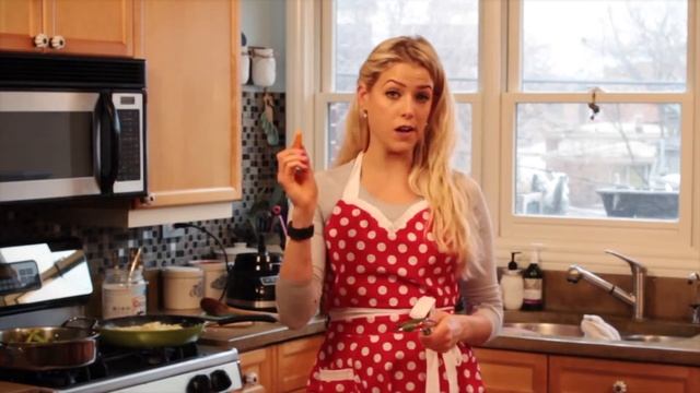 Cate's Kitchen Fit: Chicken Coconut Curry: Cilantro and Lime Cauliflower Rice