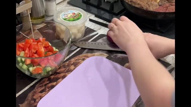 Быстрый ужин. Жирненько, вкусненько по-пятничному #рекомендации #рецепты #ужин #мясо