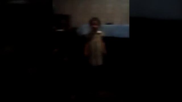 Моя Анютка научилась танцэвать