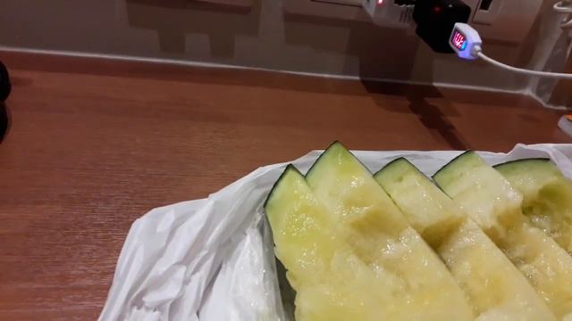 Дыня с супермаркета.