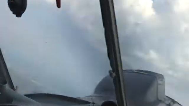 Первый прыжок на ручное раскрытие 14.08.2011г. Волосово