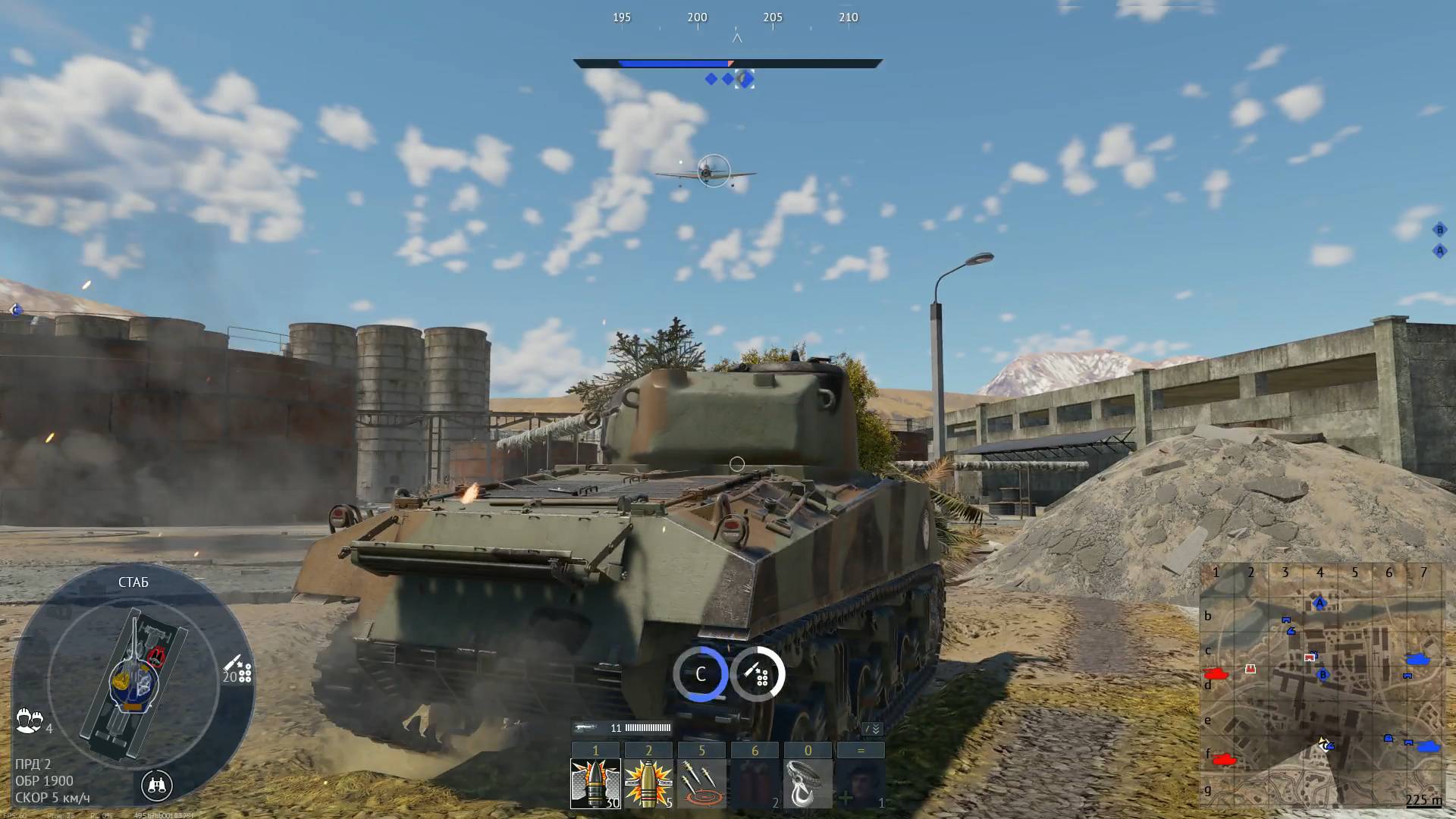 Пофотографировал ребят на Sherman III/IV в War Thunder😏😏😏
