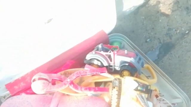 Крестьянское подворье, и заботы, заготовки в зиму.