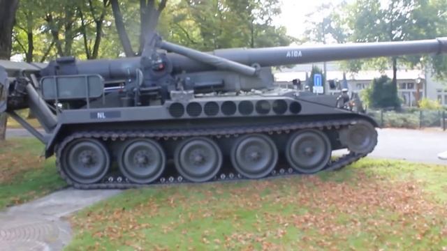 M110 Dutch Army engine running