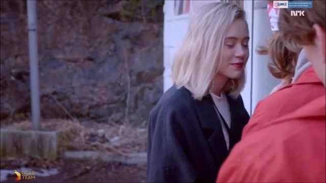 NOORA & WILLIAM -девочка с каре