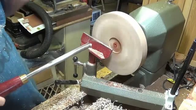 Woodturning a Striped Platter