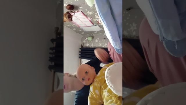 VID_20250420_205753.mp4