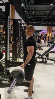 бицепс с прямым грифом самая эффективная