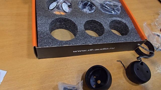 Замена твитеров в Mitsubishi Pajero III на DL Audio Raven Easy Install Neo Tweeter V.2