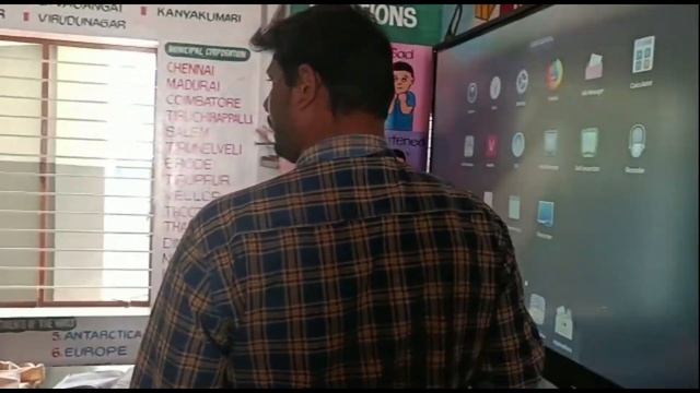 Smart Board Demo Training - Karapalayam Primary School | VSP Kangeyam #smartboard