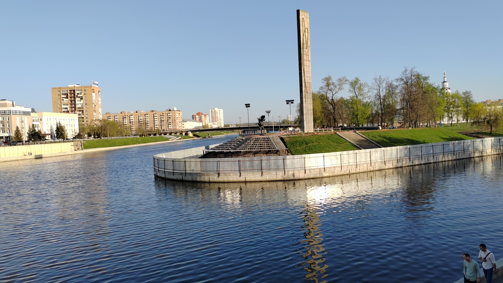 21-04-2025/ Орел/ Детский парк / Вечерняя прогулка