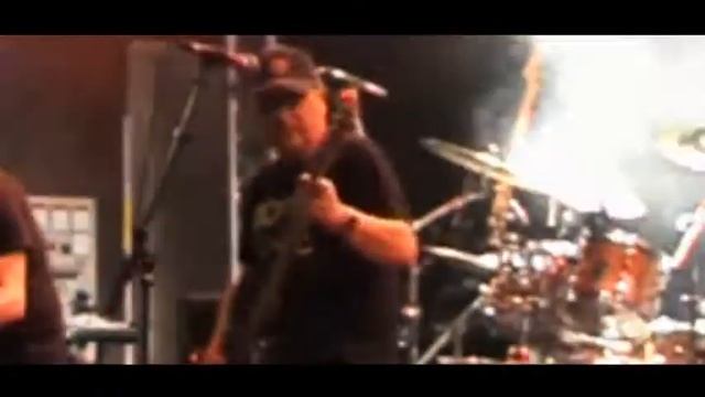 Willy Wombat - Live - Wir warten auf den Bus