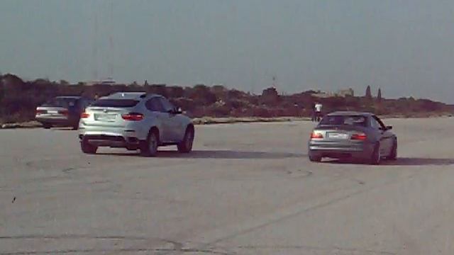 BMW x6 2009 vs M3 (part II)