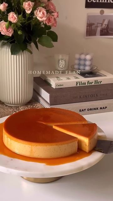 Flan:• 5 eggs•385ml evaporated milk•150ml condensed milk•vanilla Caramel: •80gr sugar,100 water