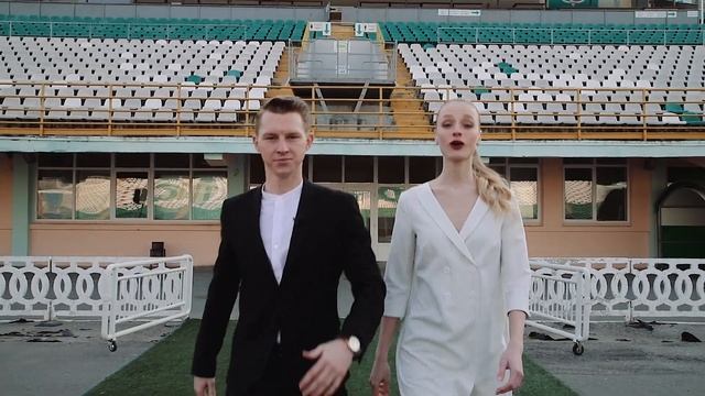 Даємо вам 24 години, щоб забронювати дату!  / Дует ведучих "Твікс"/ Майже як у Зеленського/