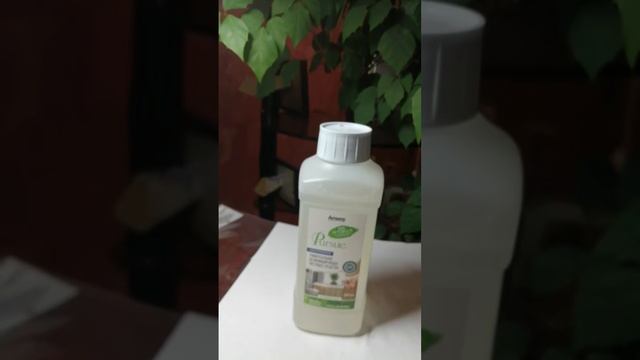 Убивает 99,9 микробов, бактерий, вирусов.