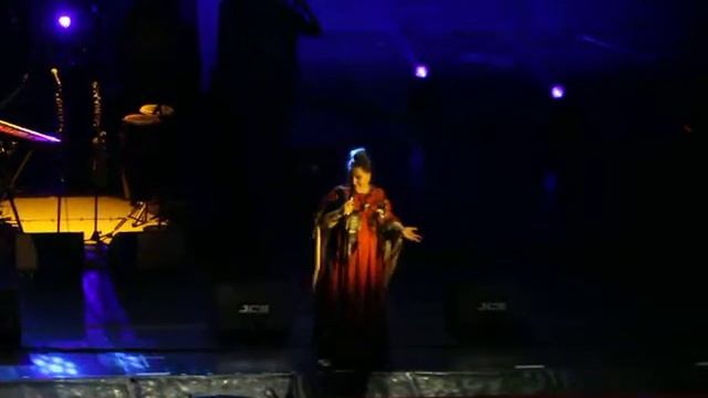 Нино Катамадзе поет с залом. Днепр, 04.03.2020