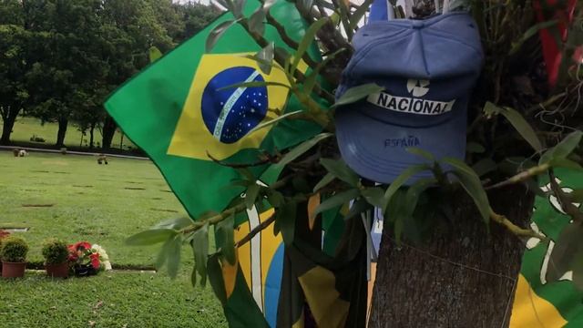 1 de maio de 2023 - 29 ANOS SEM AYRTON SENNA VISITA AO TÚMULO